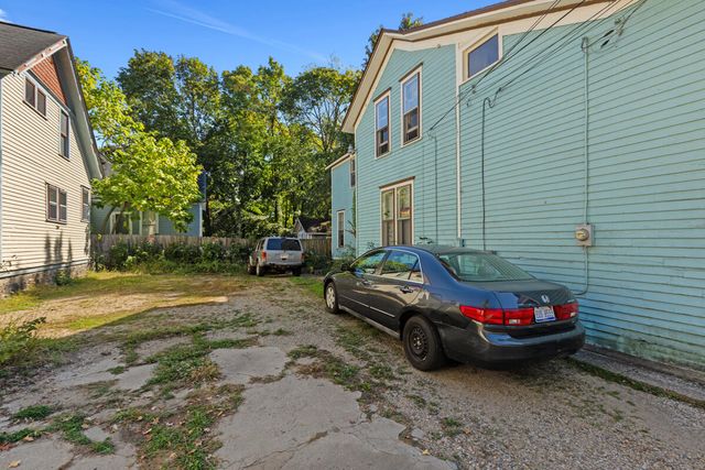 509 Oak Street, Kalamazoo, MI 49007