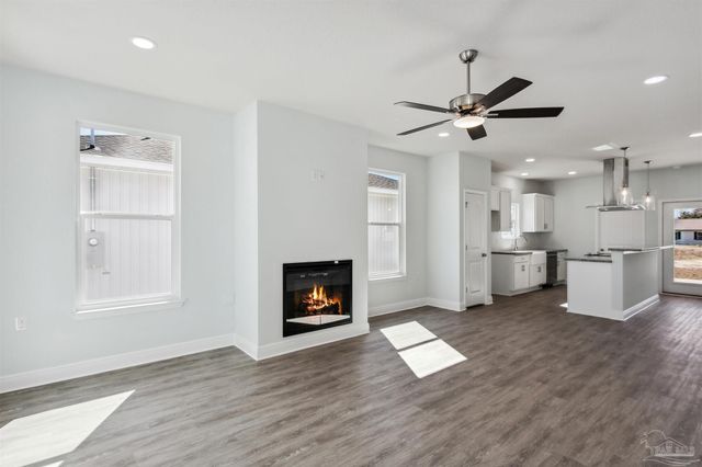 5429 Statler Ave, Pensacola, FL 32507