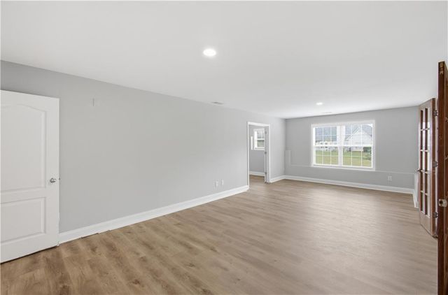 642 Aya Circle, Loganville, GA 30052