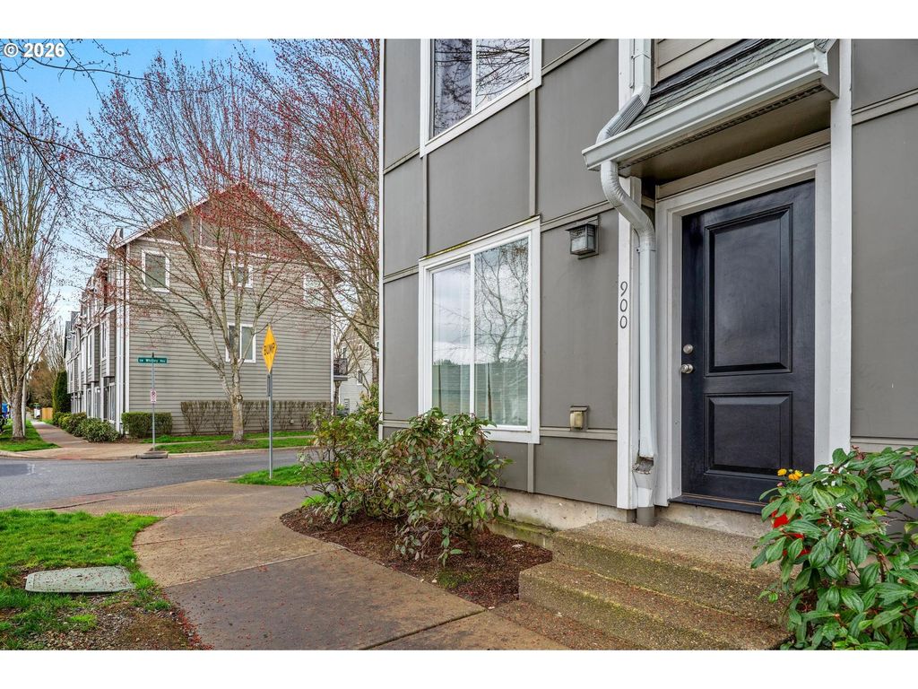 900 Sw 173RD Ave, Beaverton, OR 97006