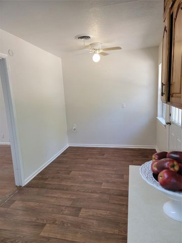 2223 Anderson Street, Irving, TX 75062