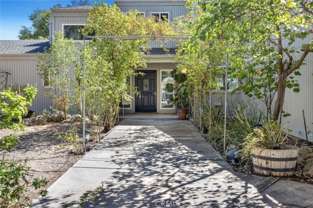 4606 N Kittyhawk Avenue, Sanger, CA 93657