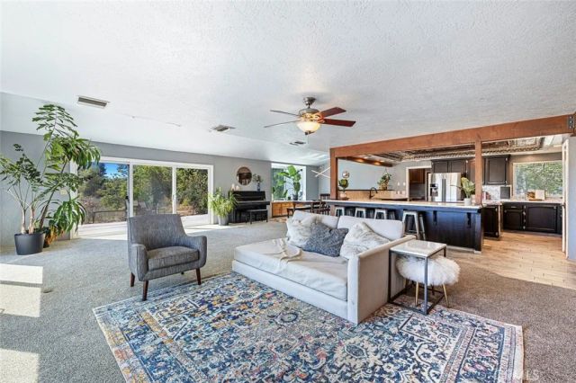 4606 N Kittyhawk Avenue, Sanger, CA 93657