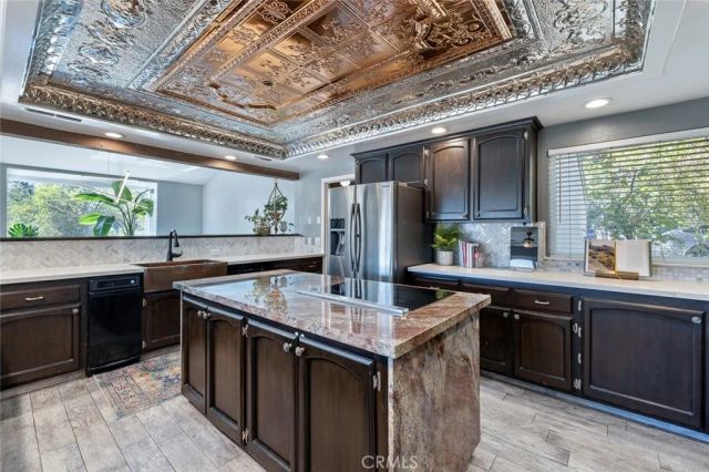 4606 N Kittyhawk Avenue, Sanger, CA 93657