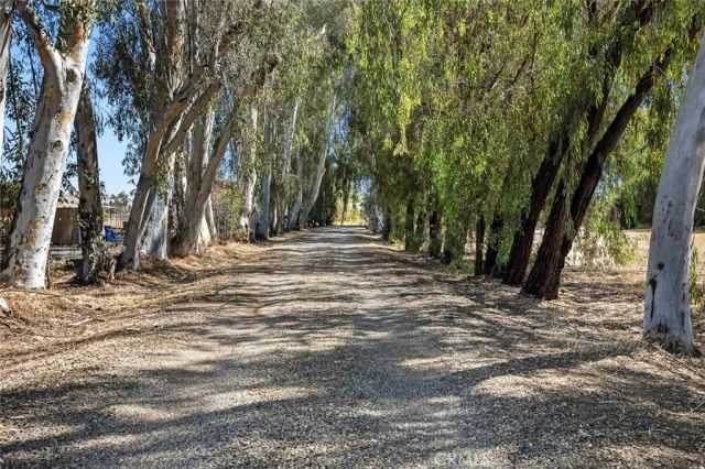 4606 N Kittyhawk Avenue, Sanger, CA 93657