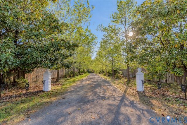 3290 S Crater Rd, Petersburg, VA 23805
