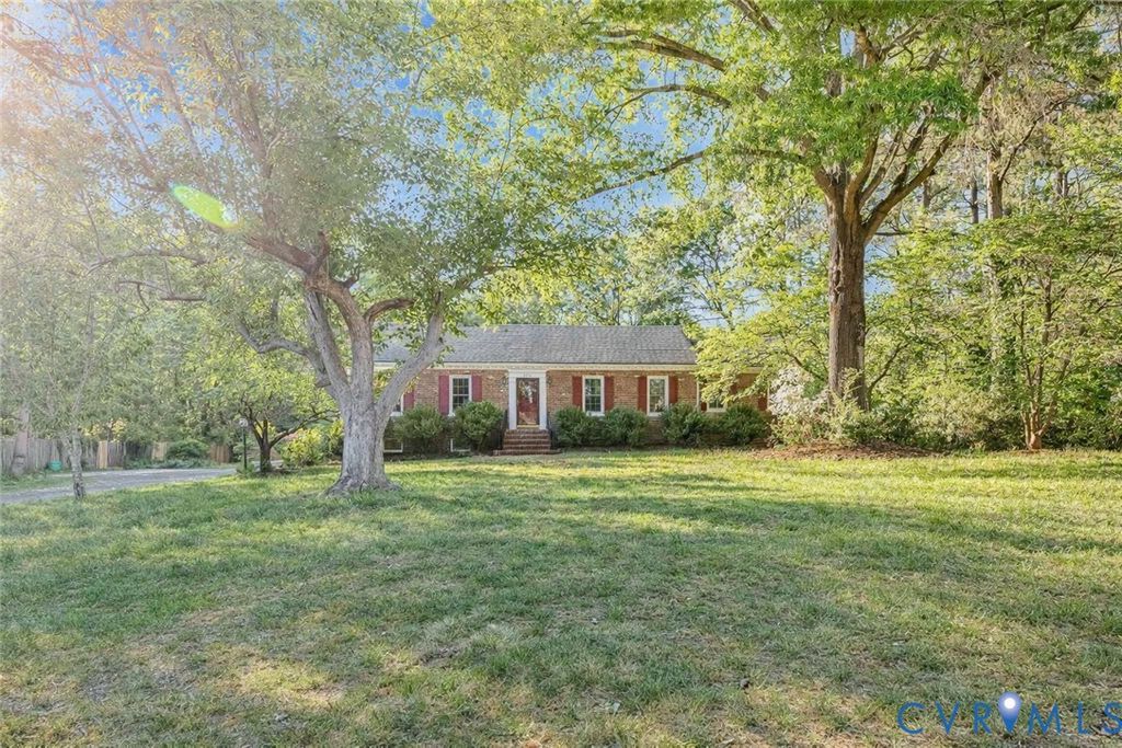 3290 S Crater Rd, Petersburg, VA 23805