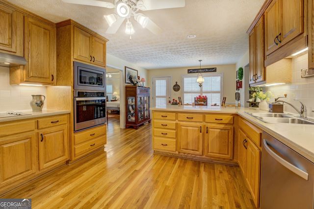 1247 Bent Creek Drive, Mcdonough, GA 30252