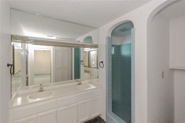 743 Retama Ave, Taft, TX 78390