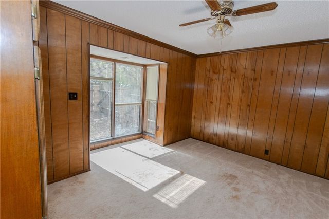 743 Retama Ave, Taft, TX 78390
