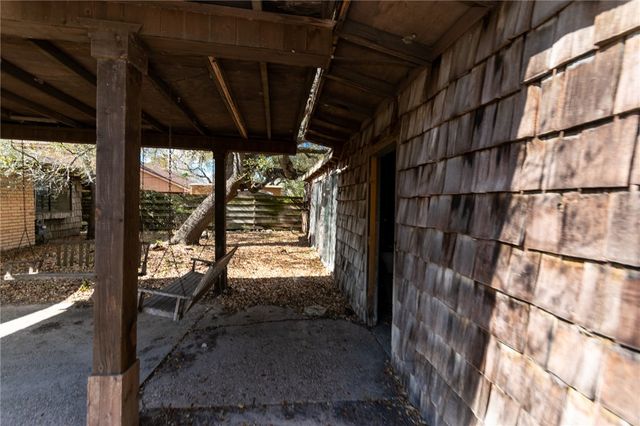 743 Retama Ave, Taft, TX 78390