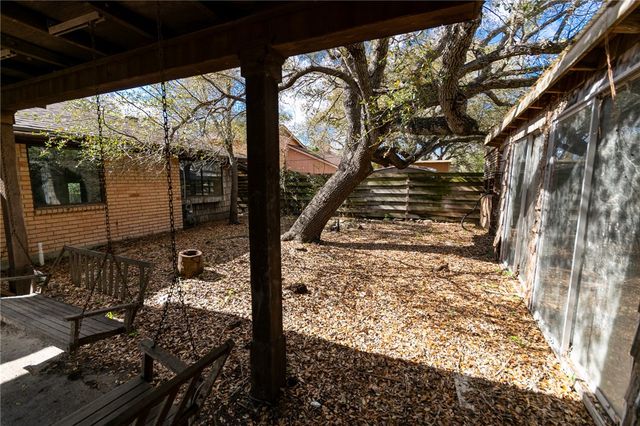 743 Retama Ave, Taft, TX 78390
