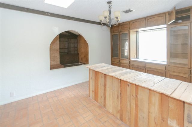 743 Retama Ave, Taft, TX 78390