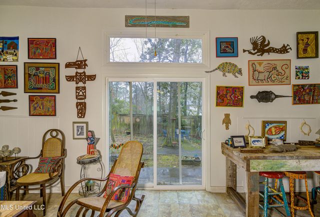 1735 Hillview Drive, Jackson, MS 39211