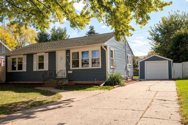 1412 Craig Avenue, Janesville, WI 53545