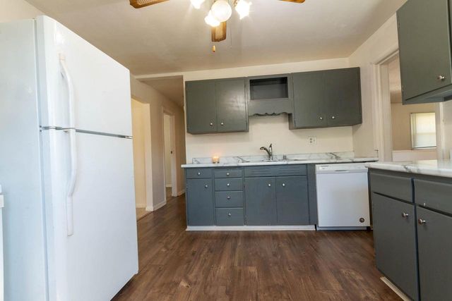 1412 Craig Avenue, Janesville, WI 53545