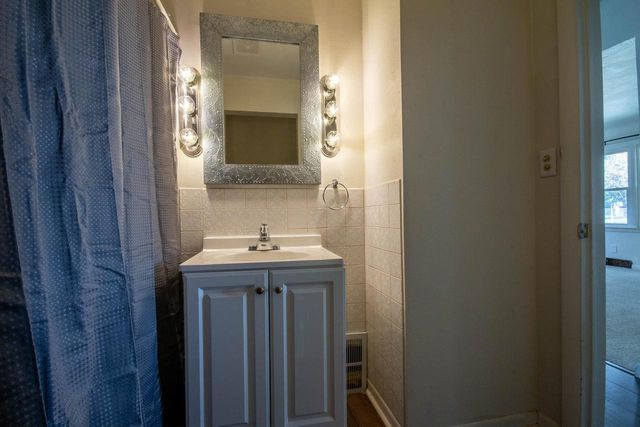 1412 Craig Avenue, Janesville, WI 53545