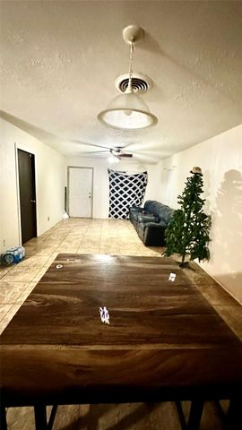 414 Frydek Road, Sealy, TX 77474