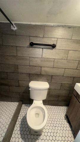 414 Frydek Road, Sealy, TX 77474