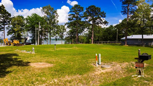 242 Palmetto Drive, Livingston, TX 77351