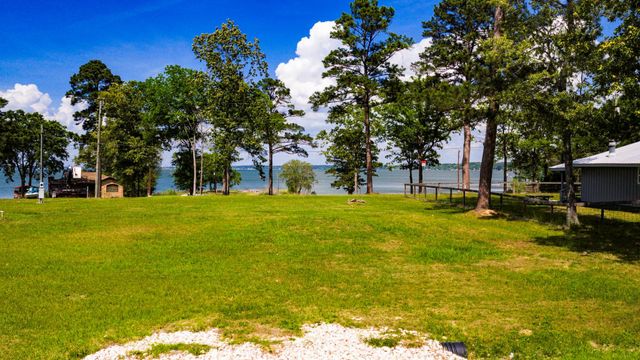 242 Palmetto Drive, Livingston, TX 77351