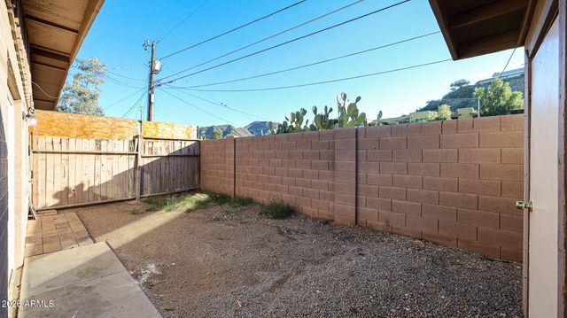 9643 N 10TH Avenue, Phoenix, AZ 85021