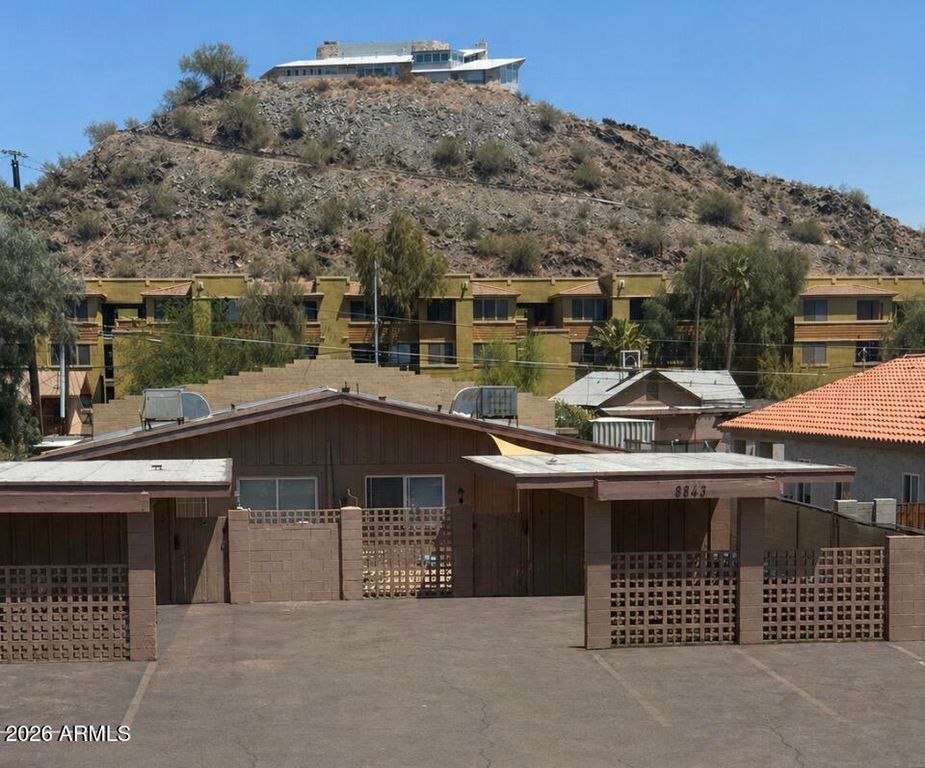 9643 N 10TH Avenue, Phoenix, AZ 85021