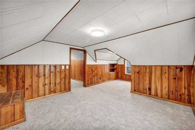 5085 W 6th Street, Brooklyn Heights, OH 44131