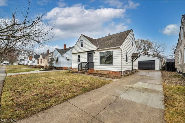5085 W 6th Street, Brooklyn Heights, OH 44131