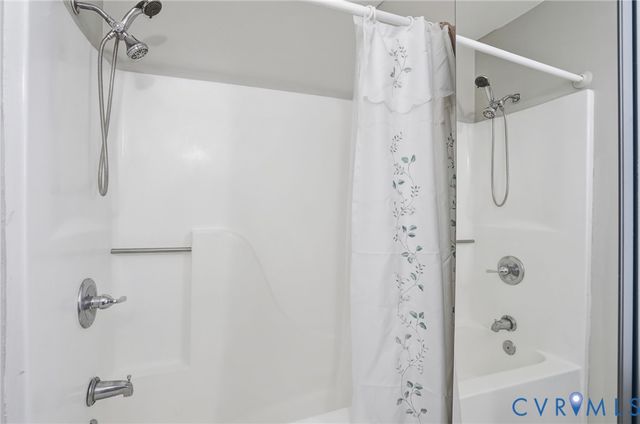 9266 Ivy Banks Dr, Mechanicsville, VA 23116