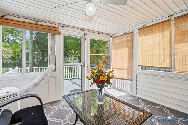 9266 Ivy Banks Dr, Mechanicsville, VA 23116