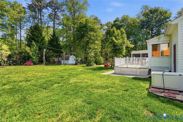 9266 Ivy Banks Dr, Mechanicsville, VA 23116