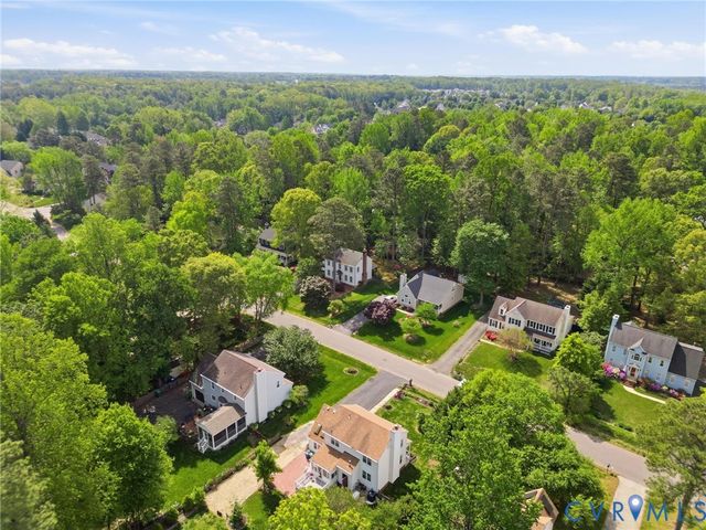 9266 Ivy Banks Dr, Mechanicsville, VA 23116