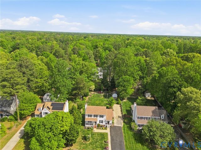9266 Ivy Banks Dr, Mechanicsville, VA 23116