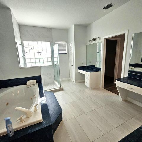 2720 SE Kern Road, Port St. Lucie, FL 34984