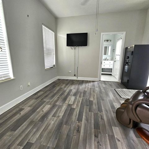2720 SE Kern Road, Port St. Lucie, FL 34984