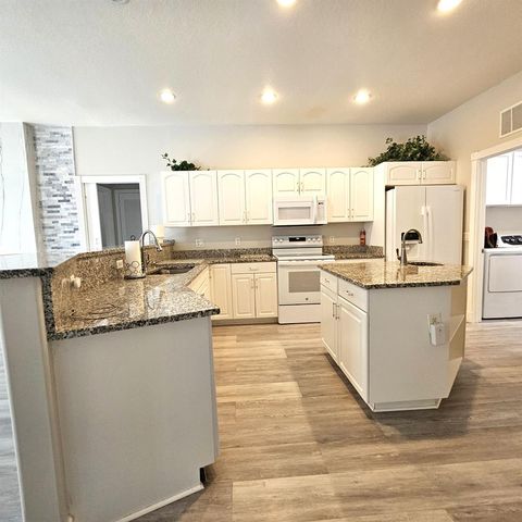 2720 SE Kern Road, Port St. Lucie, FL 34984