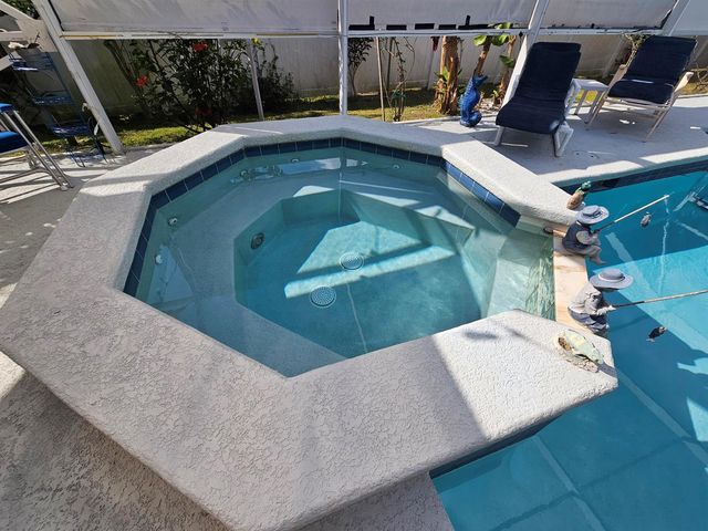 2720 SE Kern Road, Port St. Lucie, FL 34984