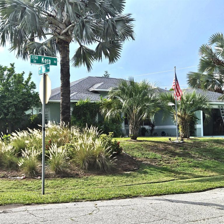2720 SE Kern Road, Port St. Lucie, FL 34984