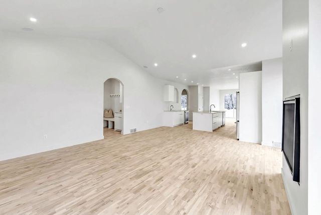 1780 BOBBY JONES DRIVE, De Pere, WI 54115