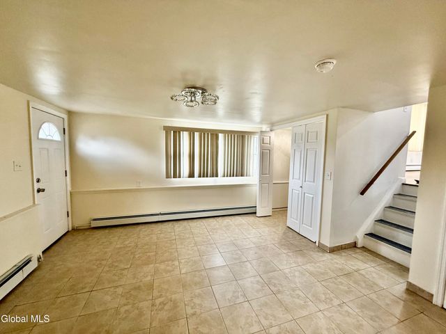 32 Homestead Drive, Colonie, NY 12110