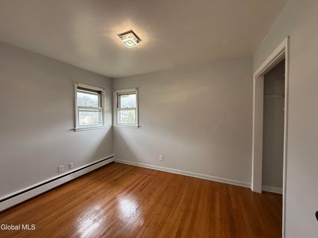 32 Homestead Drive, Colonie, NY 12110