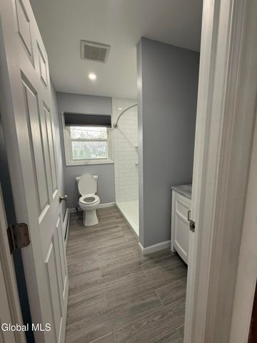 32 Homestead Drive, Colonie, NY 12110