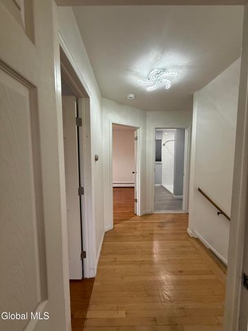 32 Homestead Drive, Colonie, NY 12110