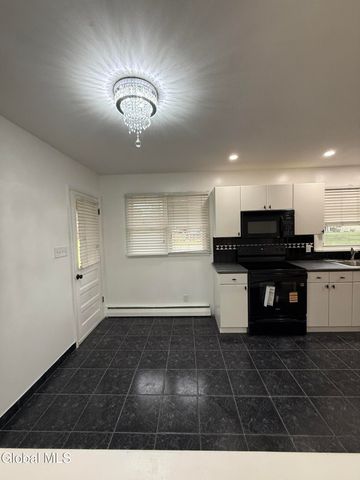 32 Homestead Drive, Colonie, NY 12110