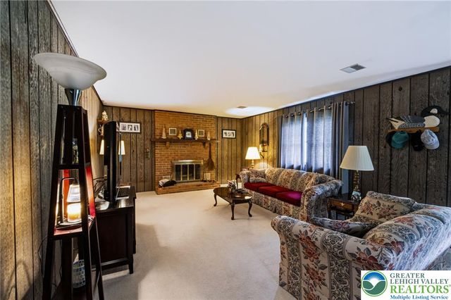 2320 Madison Avenue, Bethlehem City, PA 18017