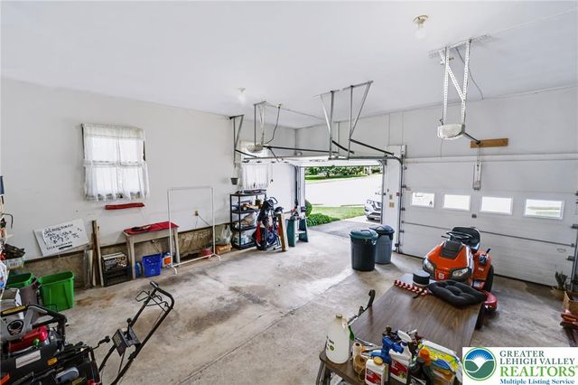 2320 Madison Avenue, Bethlehem City, PA 18017