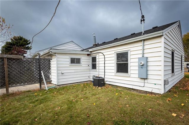 1903 Lloyd Avenue, Eau Claire, WI 54701