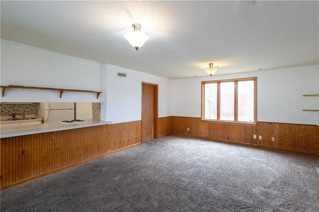 1903 Lloyd Avenue, Eau Claire, WI 54701