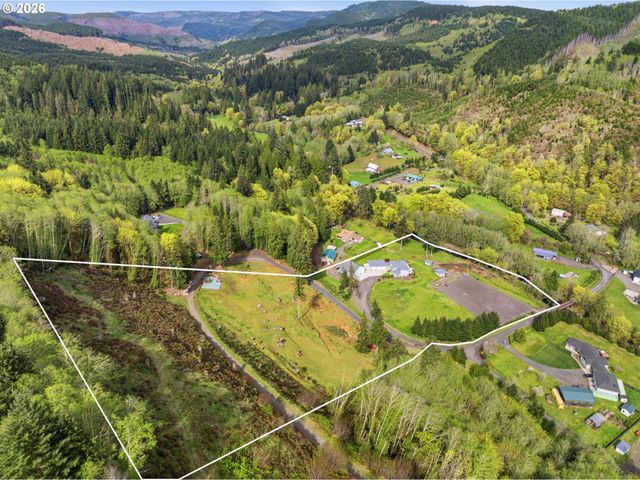 480 Apple Creek Rd, Longview, WA 98632